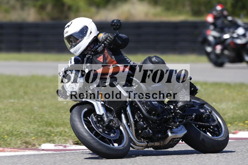 Archiv-2025/48 25.08.2025 Cornu Master School ADR/blau-bleu/61